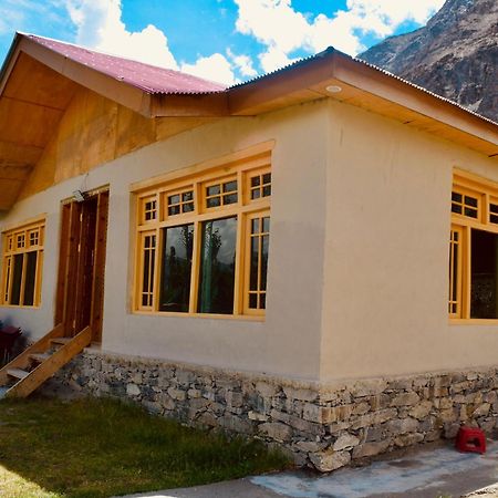 Orgventure Resorts Скарду Екстериор снимка