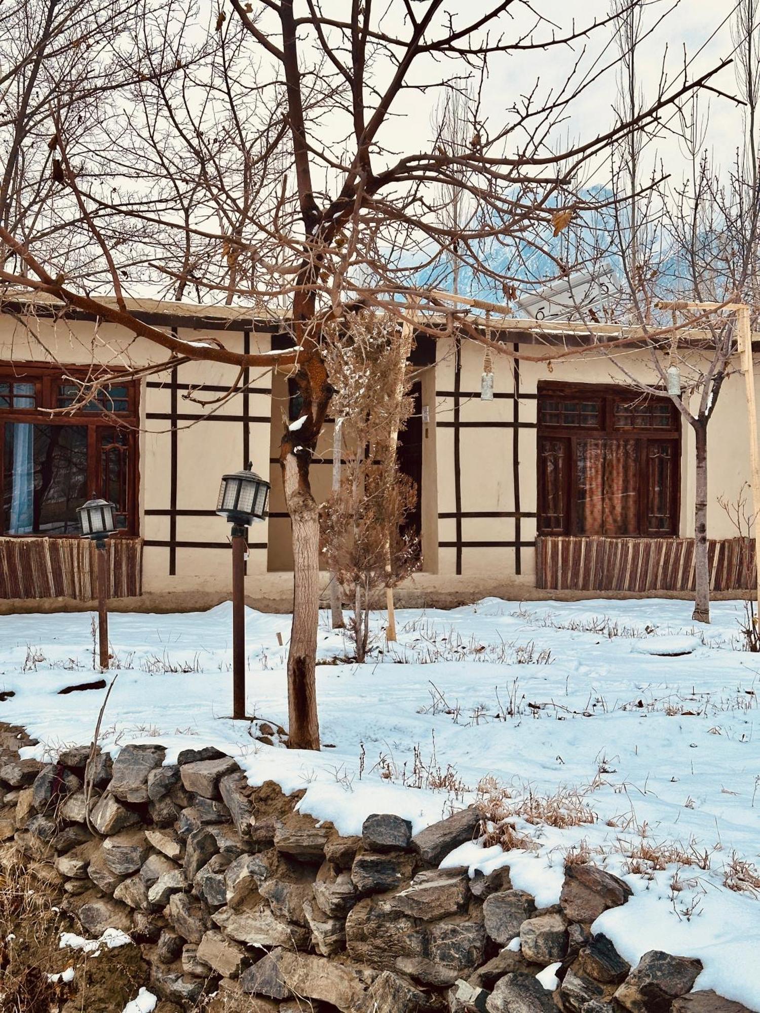 Orgventure Resorts Скарду Екстериор снимка